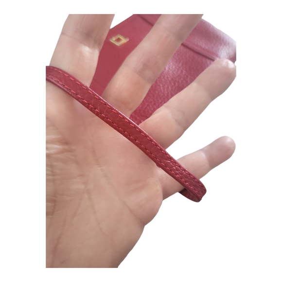 Lodis Red Pebbled Leather Wristlet Clutch / Wallet Purse - Picture 3 of 13